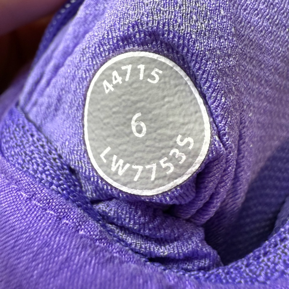 Lululemon Work It Out Short Power Purple Size 6 - Picture 7 of 13